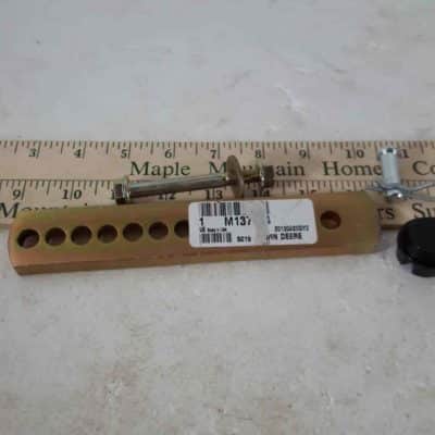 John Deere m137154