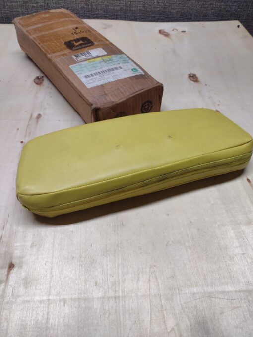 John Deere Seat back R34267 - Image 2