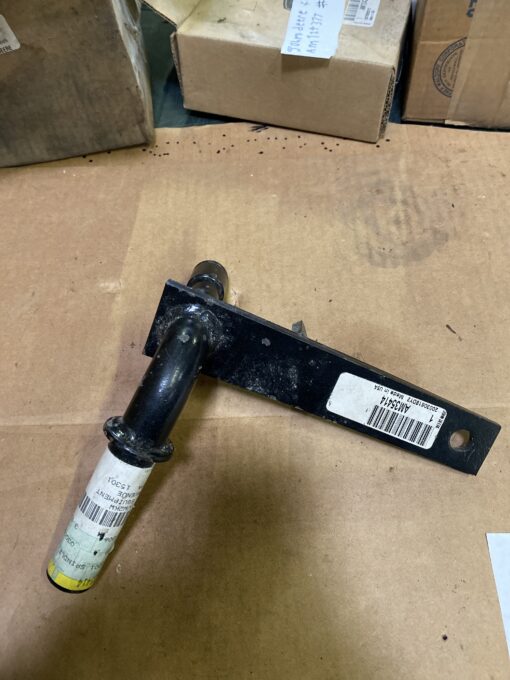 John Deere right spindle AM35414