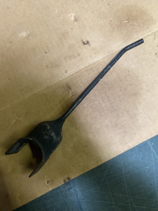 John Deere rubber rake tire AE47389 - Image 3