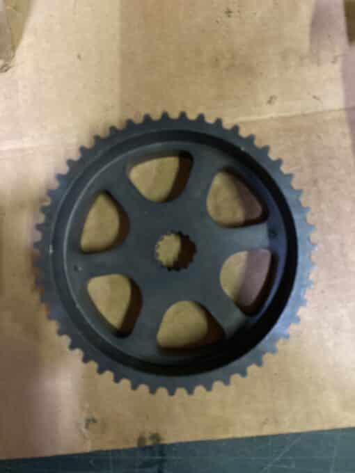 John Deere drive belt sprocket M128002 - Image 2