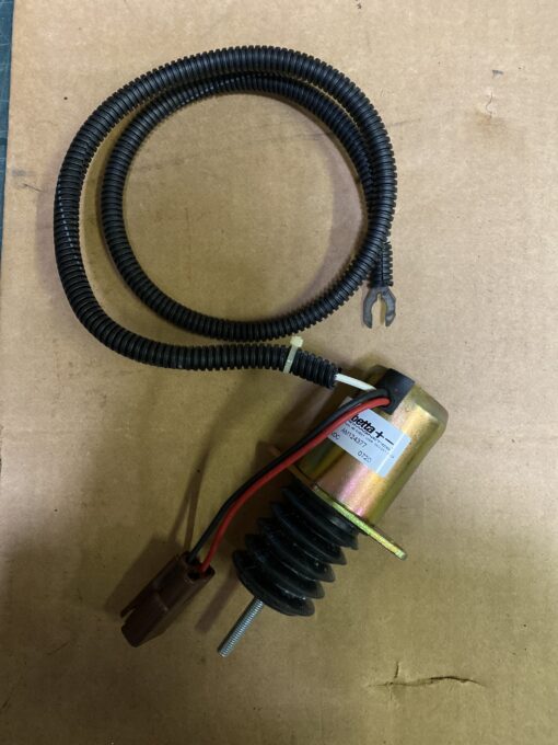 John Deere fuel shut off solenoid AM124377 - Image 2