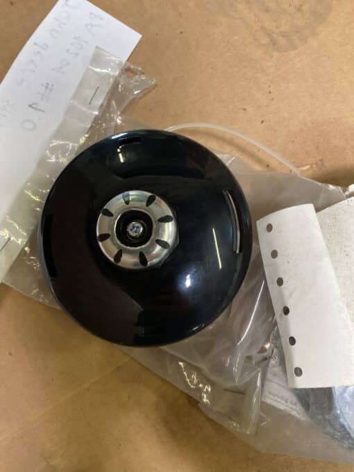 John Deere string trimmer head PA10204 - Image 2