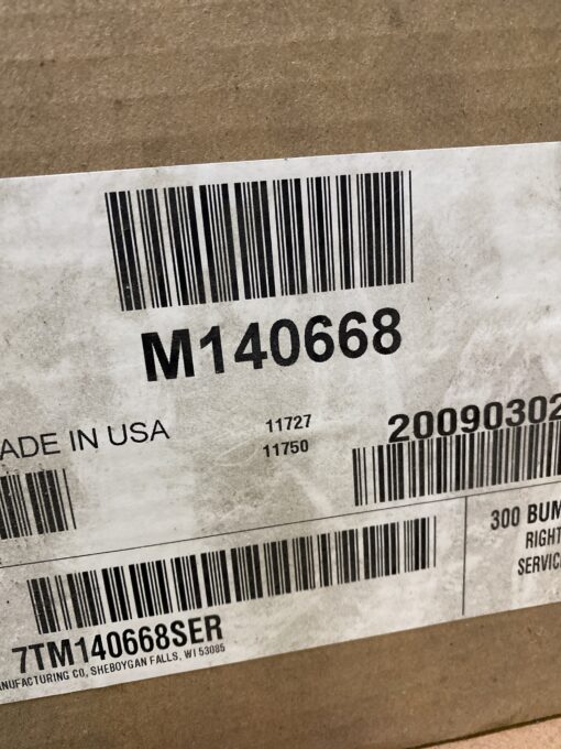 John Deere right bumper corner M140668
