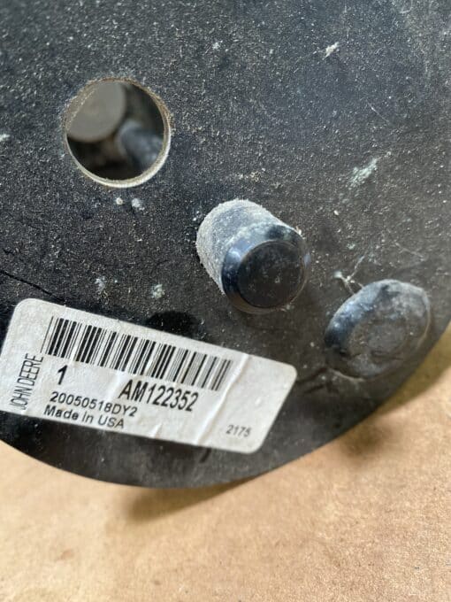 John Deere mower lift bracket AM122352