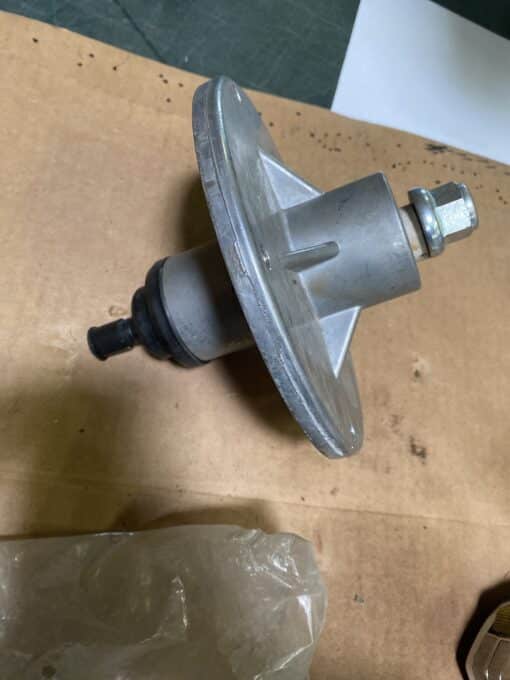 Stens 285-174 spindle assembly - Image 2